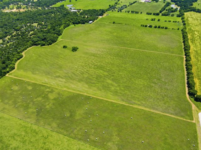 421 Chambers Creek Trail, Alvarado, TX 76009