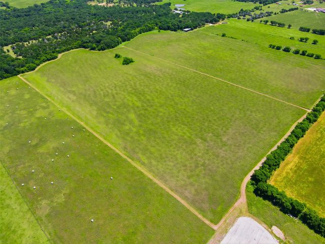 421 Chambers Creek Trail, Alvarado, TX 76009