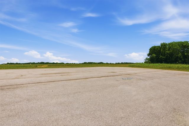 421 Chambers Creek Trail, Alvarado, TX 76009