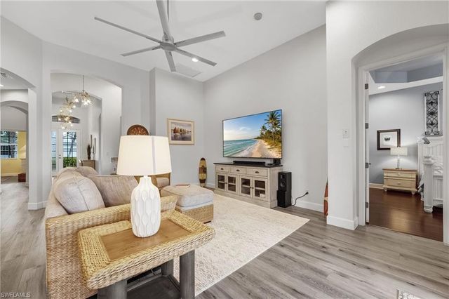 3801 Lakeview Isle CT, Fort Myers, FL 33905