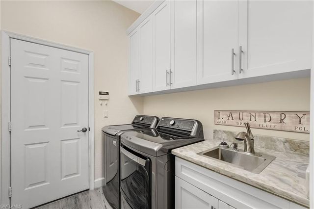 3801 Lakeview Isle CT, Fort Myers, FL 33905