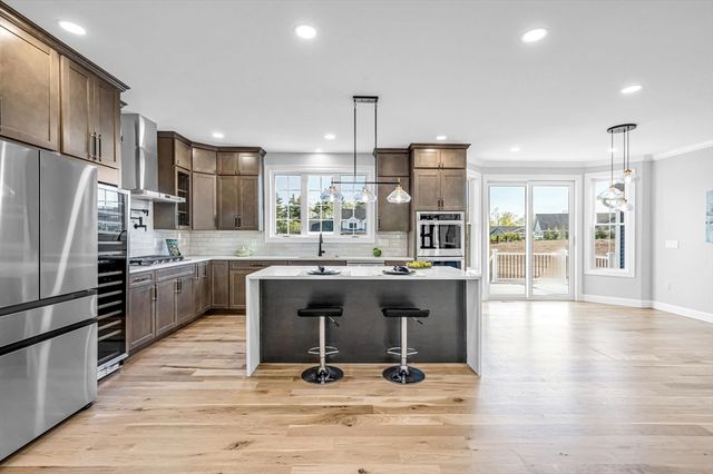 14 Balsam Hill Rd, Ludlow, MA 01056