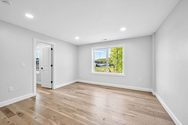 14 Balsam Hill Rd, Ludlow, MA 01056