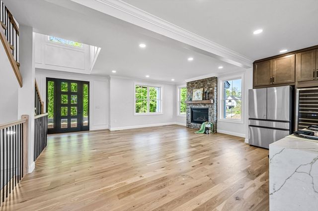 14 Balsam Hill Rd, Ludlow, MA 01056