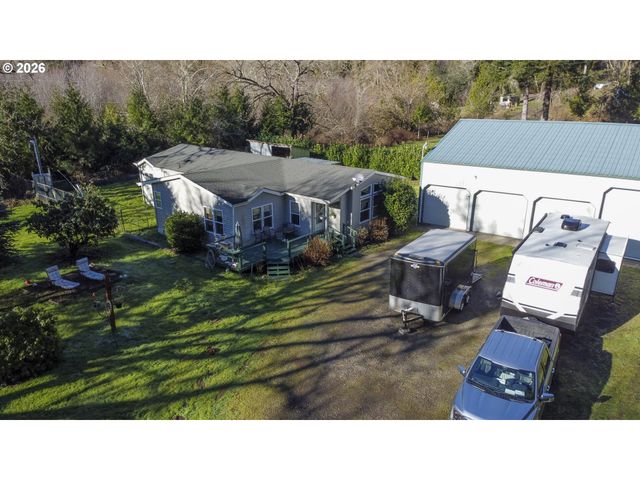 9580 N FORK SIUSLAW Rd, Florence, OR 97439