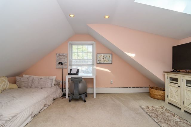 11 Burtonwood Ave, Bourne, MA 02532