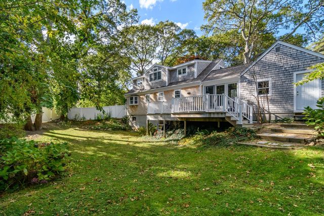 11 Burtonwood Ave, Bourne, MA 02532