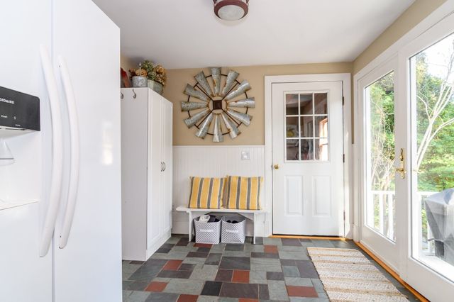11 Burtonwood Ave, Bourne, MA 02532