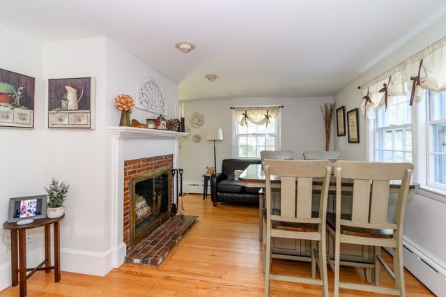 11 Burtonwood Ave, Bourne, MA 02532