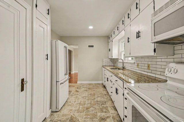 380 S Main Street, Tittabawassee Twp, MI 48623