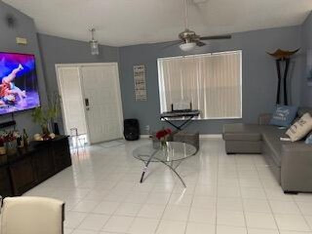 10251 Breezeway Place, Boca Raton, FL 33428