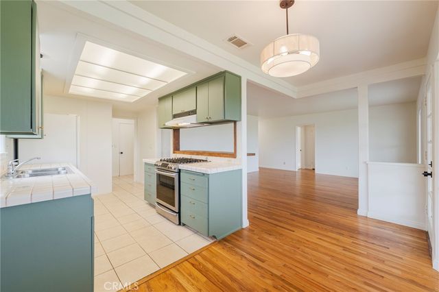 4503 Newton, Torrance, CA 90505