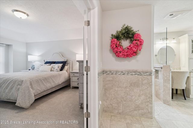 11423 Hidden Spring Trail, Dewitt, MI 48820