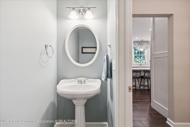 11423 Hidden Spring Trail, Dewitt, MI 48820