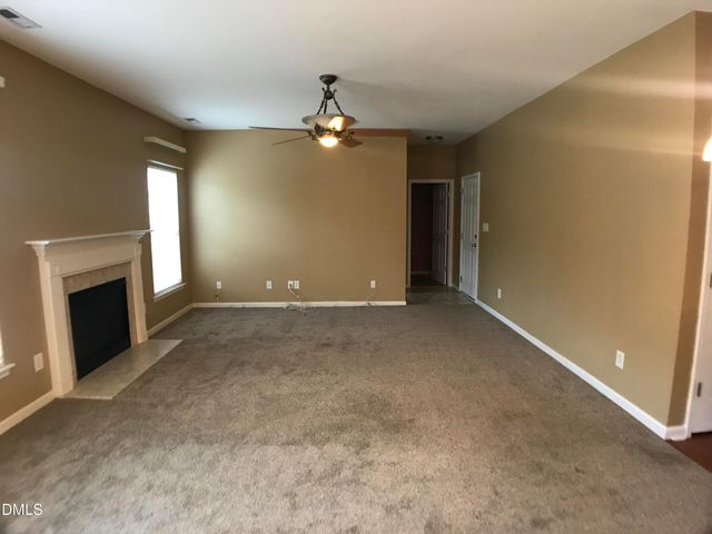 516 Arbor Crest Road, Holly Springs, NC 27540