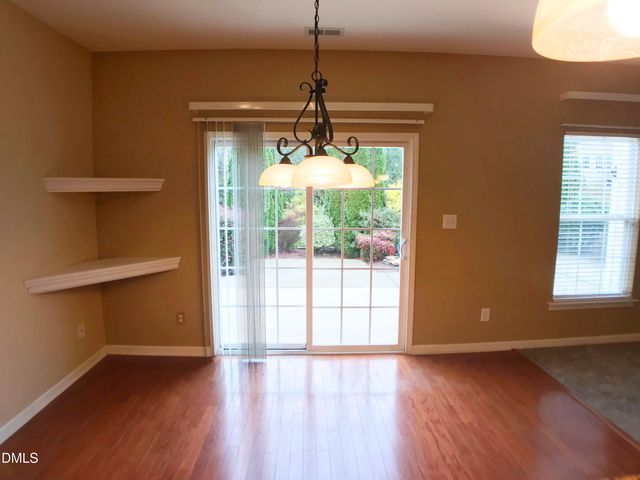 516 Arbor Crest Road, Holly Springs, NC 27540