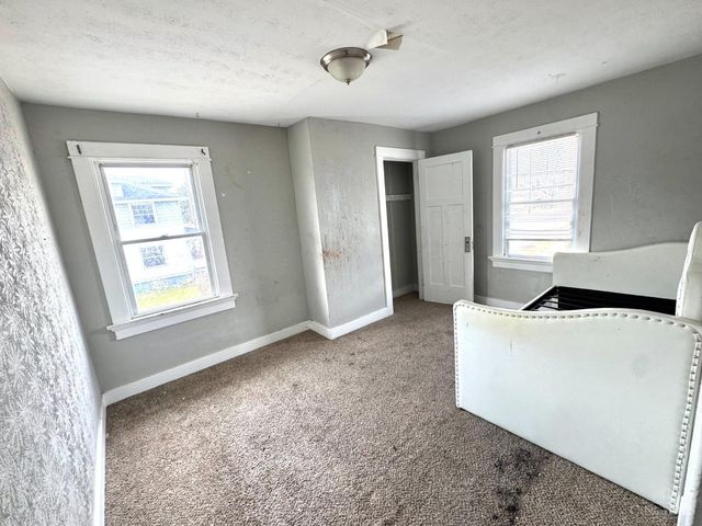 200 E Siebenthaler Avenue, Dayton, OH 45405