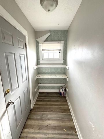 200 E Siebenthaler Avenue, Dayton, OH 45405