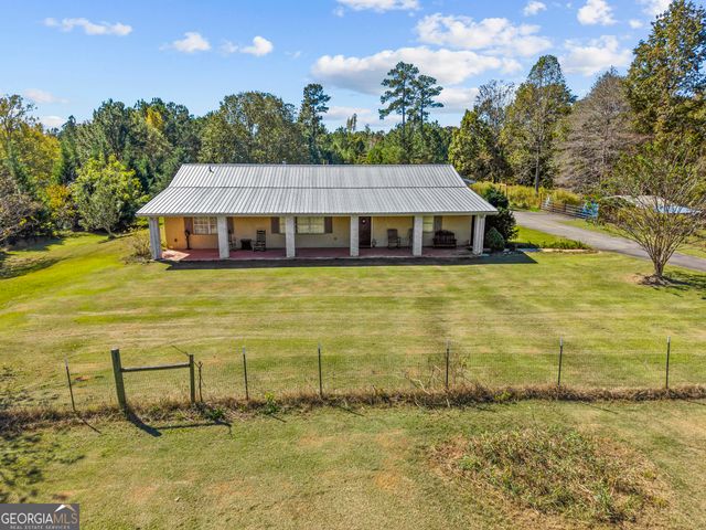 1710 Aqua Road, Madison, GA 30650