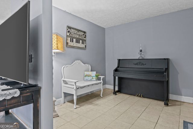 1710 Aqua Road, Madison, GA 30650