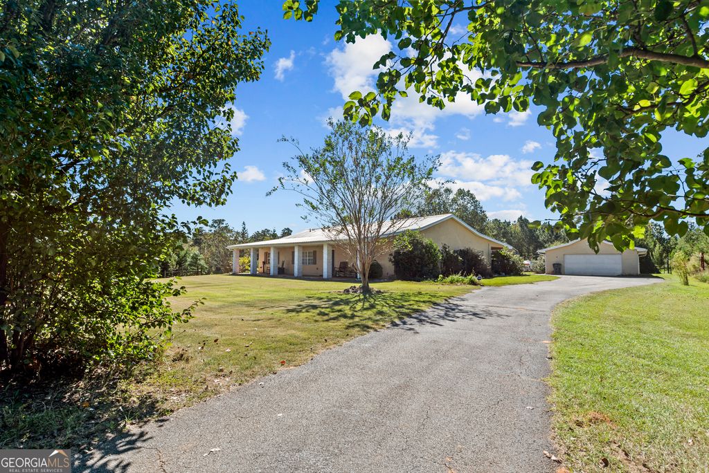 1710 Aqua Road, Madison, GA 30650
