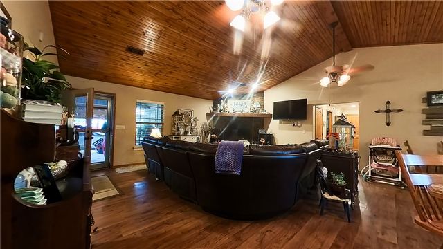 10072 Elm Lane, Dardanelle, AR 72834