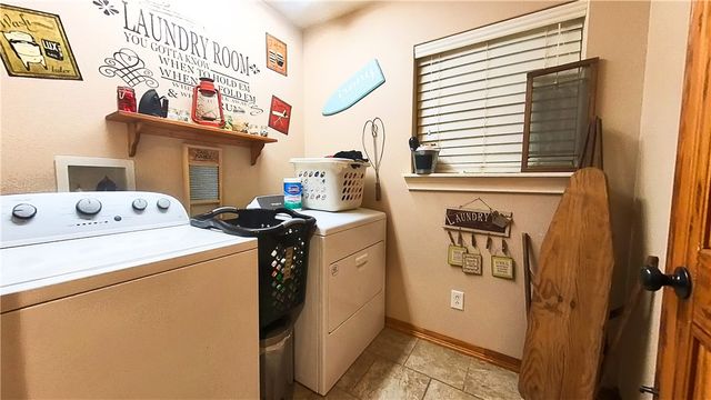 10072 Elm Lane, Dardanelle, AR 72834