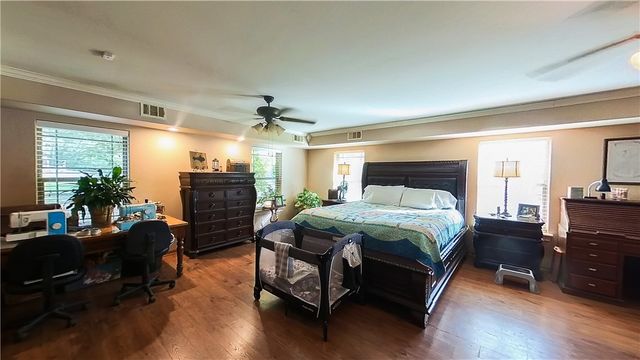 10072 Elm Lane, Dardanelle, AR 72834