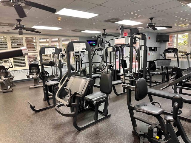 4033 Trenton Ave, Cooper City, FL 33026