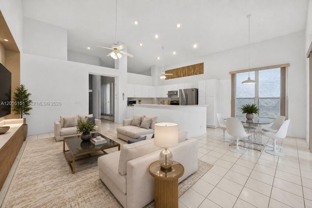 4033 Trenton Ave, Cooper City, FL 33026