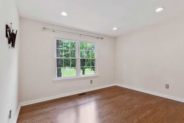 3001 N DALE, Bowie, MD 20716