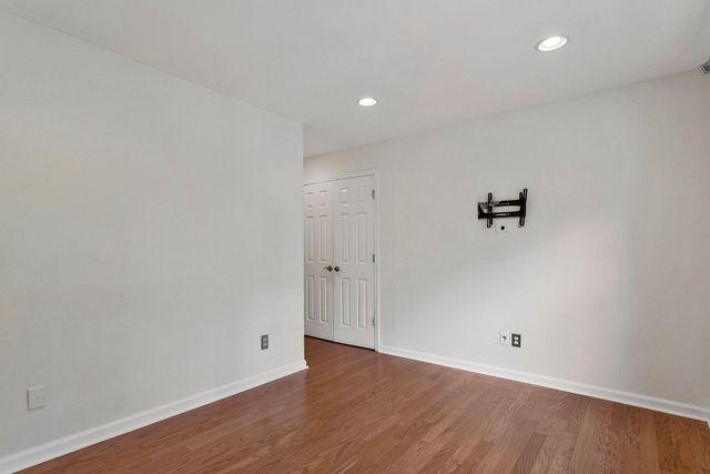 3001 N DALE, Bowie, MD 20716