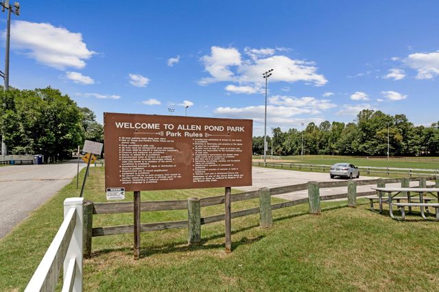 3001 N DALE, Bowie, MD 20716
