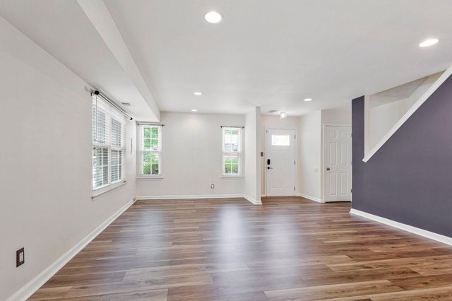 3001 N DALE, Bowie, MD 20716