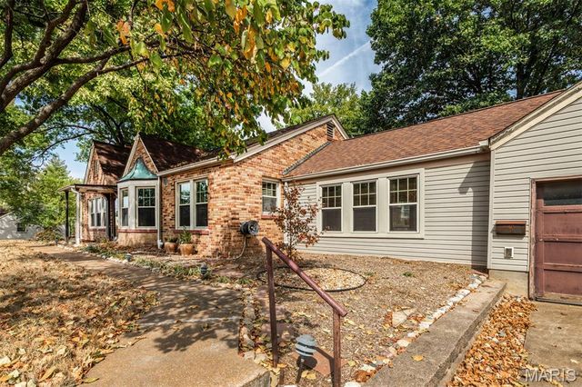 11615 Big Bend Road, Kirkwood, MO 63122