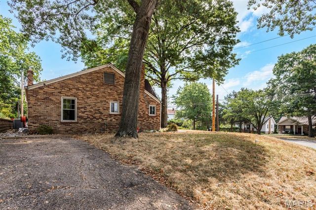11615 Big Bend Road, Kirkwood, MO 63122