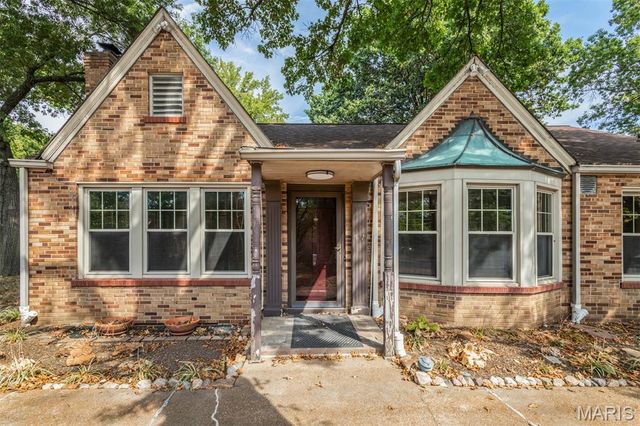 11615 Big Bend Road, Kirkwood, MO 63122