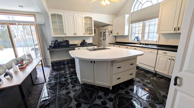 1007 Dewey Avenue NE, Bemidji, MN 56601