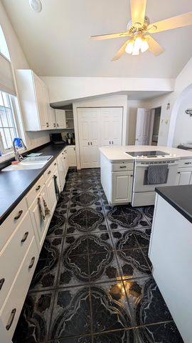 1007 Dewey Avenue NE, Bemidji, MN 56601