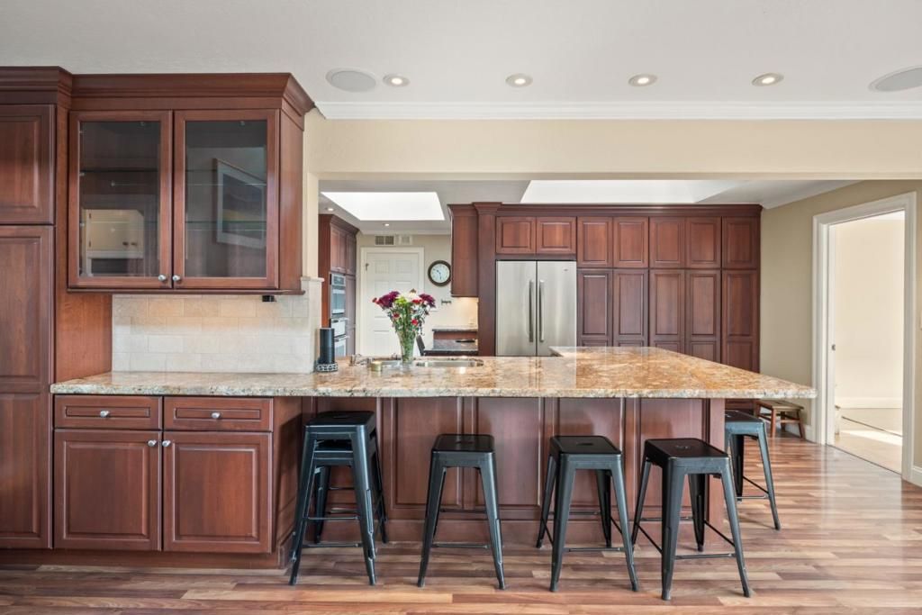 Image 14 of property listing at 2725 Belmont Canyon, Belmont, CA 94002