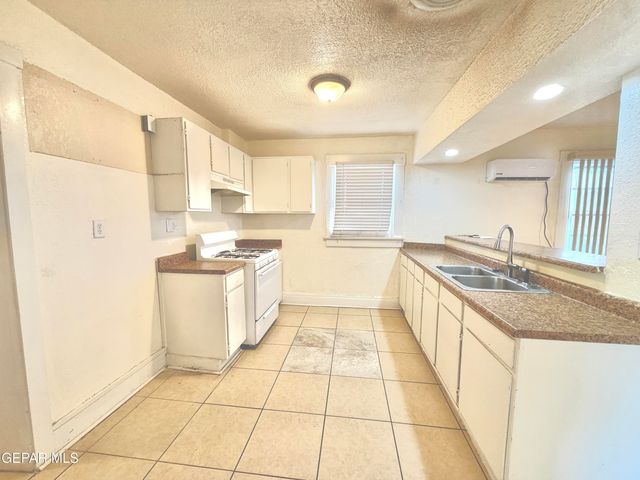 3429 TULAROSA Avenue, El Paso, TX 79903