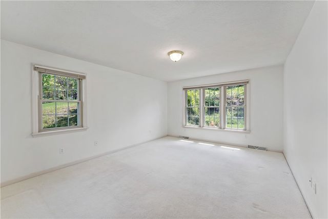 358 W Jefferson Rd, Jefferson Twp, PA 16002