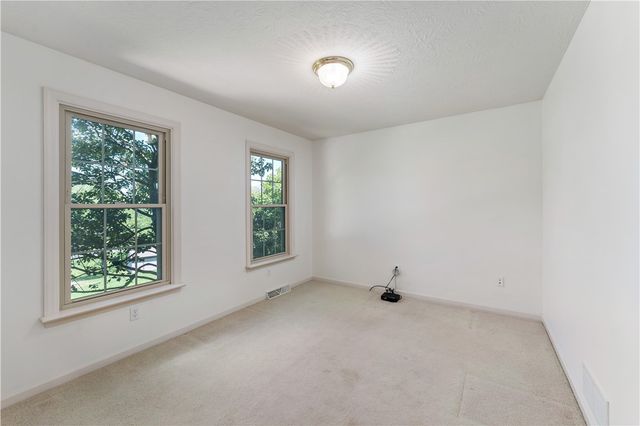 358 W Jefferson Rd, Jefferson Twp, PA 16002