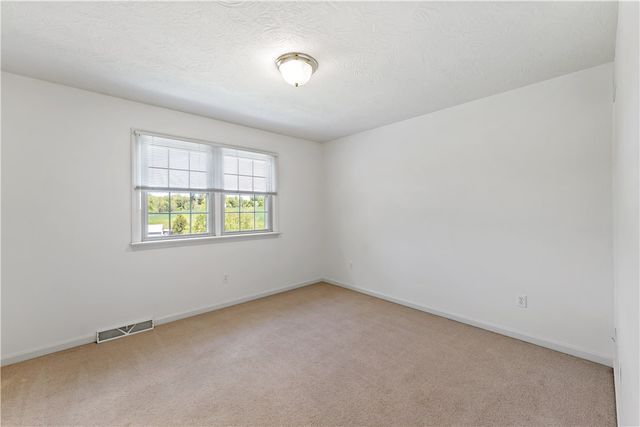 358 W Jefferson Rd, Jefferson Twp, PA 16002