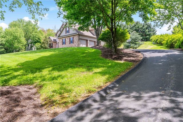 358 W Jefferson Rd, Jefferson Twp, PA 16002