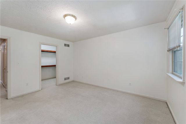 358 W Jefferson Rd, Jefferson Twp, PA 16002