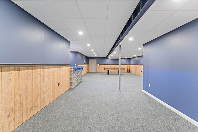 358 W Jefferson Rd, Jefferson Twp, PA 16002