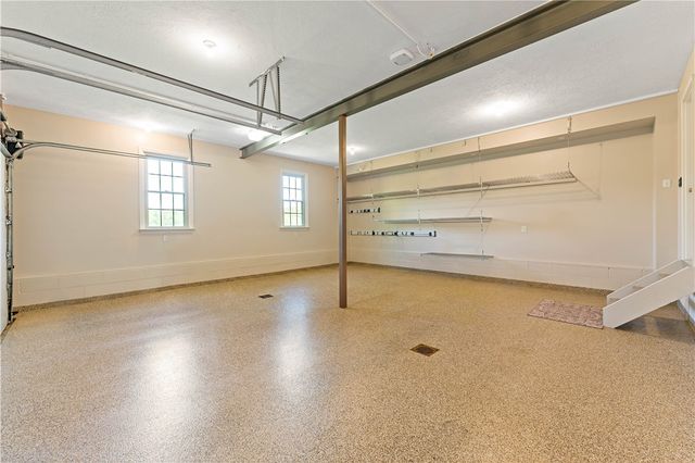 358 W Jefferson Rd, Jefferson Twp, PA 16002