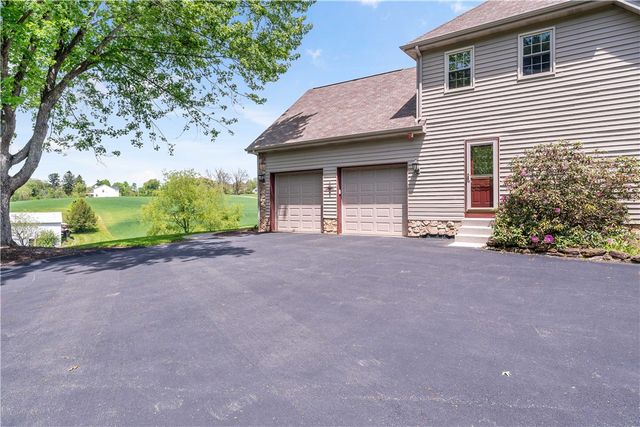 358 W Jefferson Rd, Jefferson Twp, PA 16002