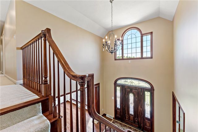 358 W Jefferson Rd, Jefferson Twp, PA 16002